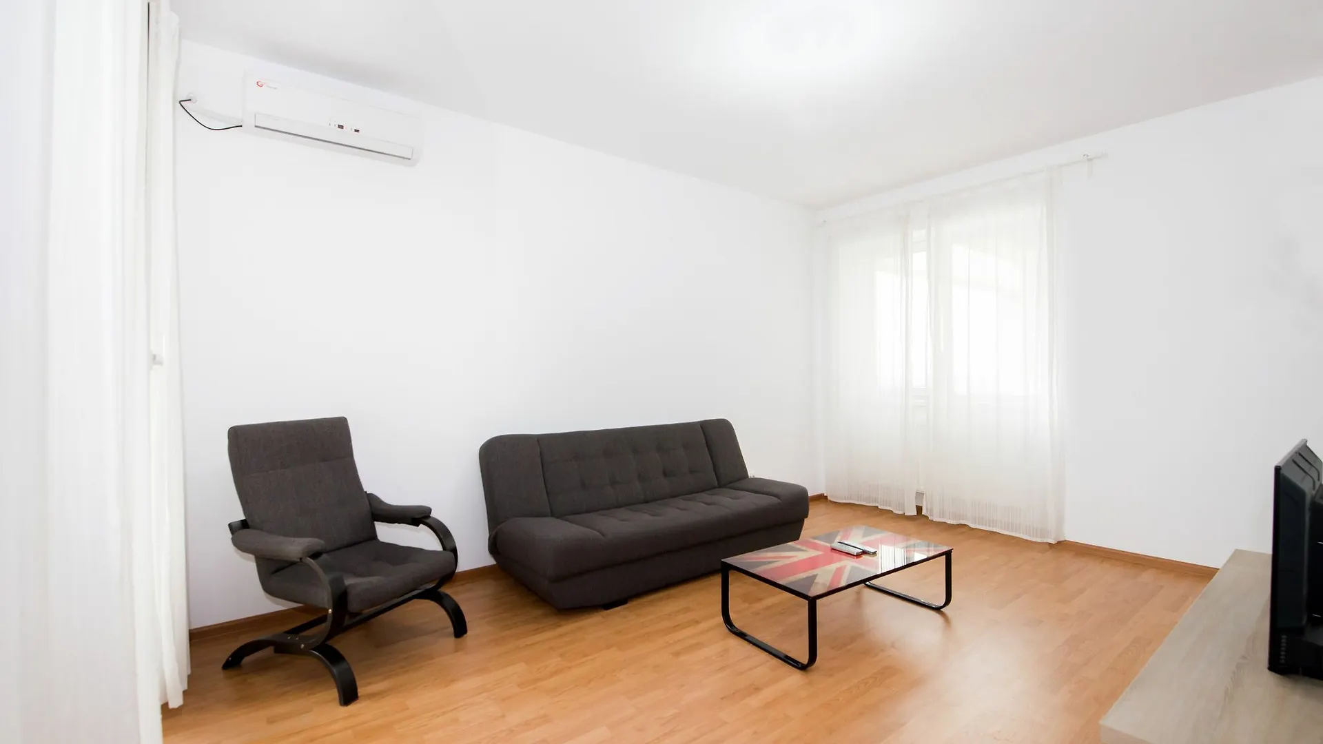 Sebastian Apartment contacts